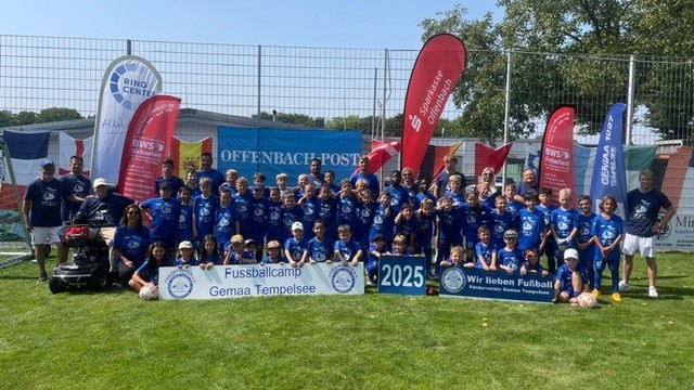 Zarbock sponsert Autogrammkarten für das GEMAA Sommercamp